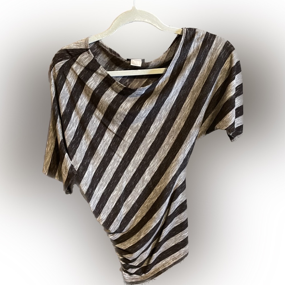 Off the shoulder, asymmetrical, medium shirt. Brown and beige striped.